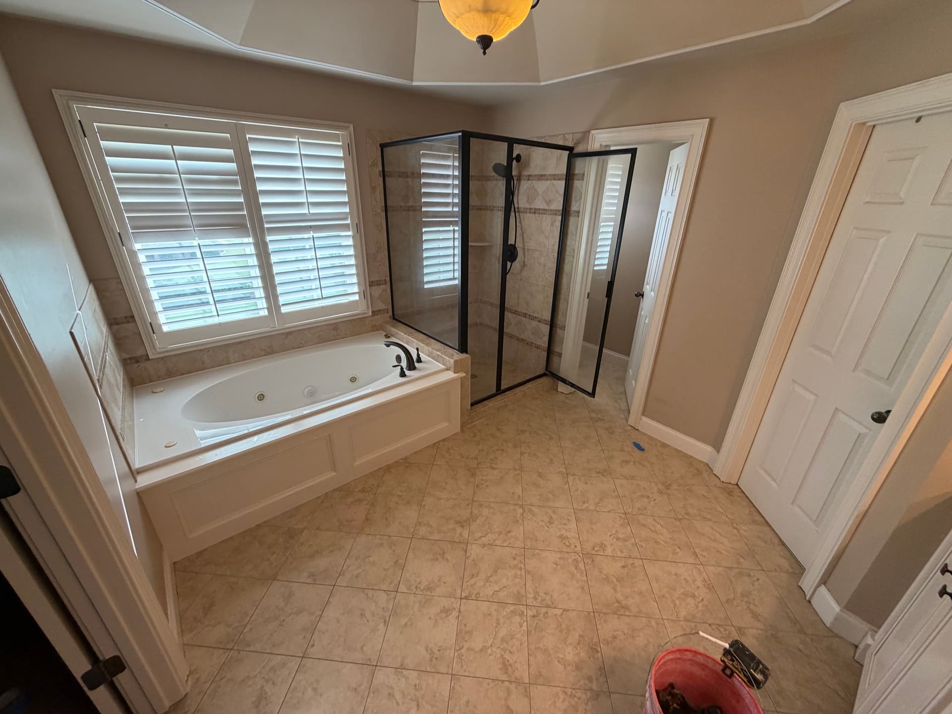 Gallery photos for Madison Master Bathroom Remodel with Walk-In Shower and Freestanding Tub: Image #9